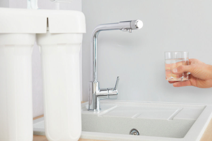 Tap Water Safe The Role of Undersink Filters and Testing Tools in Homes