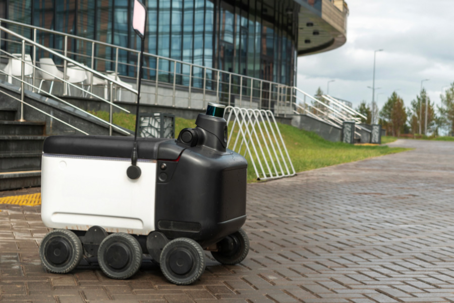 Why Businesses Are Turning to Robotic Security and Surveillance Solutions